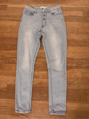 Red Button Women's Light Blue Button-Fly Skinny Jeans - Size 2
 b49